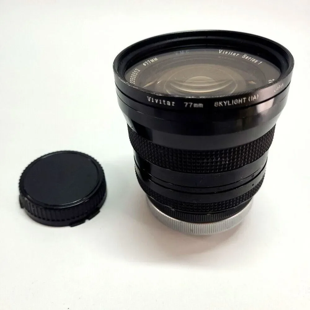 CANON AT-1 SLR 35mm Film Camera with Zoom Lens. Vintage